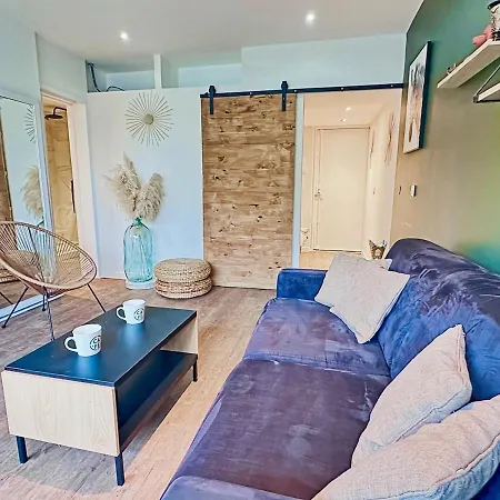 Apartamento Modern & Parking *